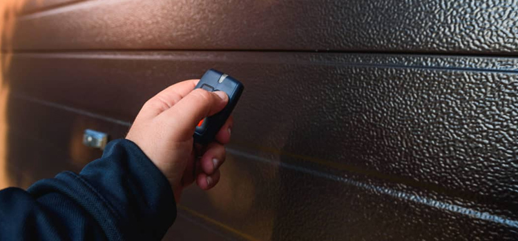automatic door opener with remote control in Rosemont
