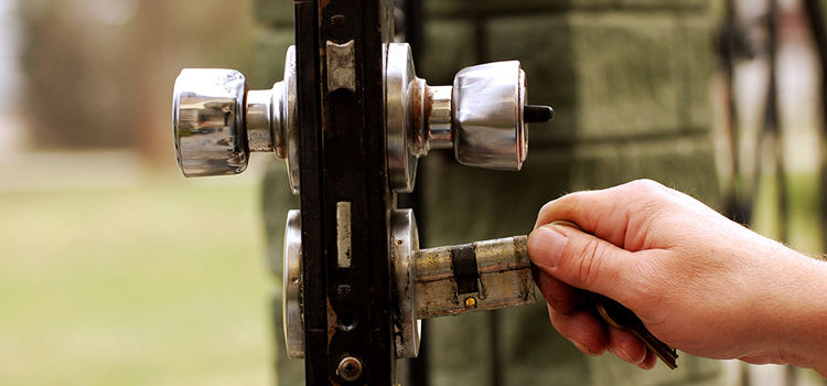 front door latch repair Rosemont